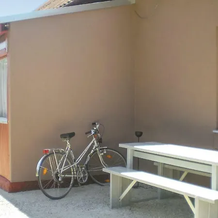 Three-bedroom Holiday In Holiday home Balatonfenyves