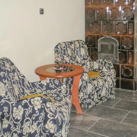 Three-bedroom Holiday In