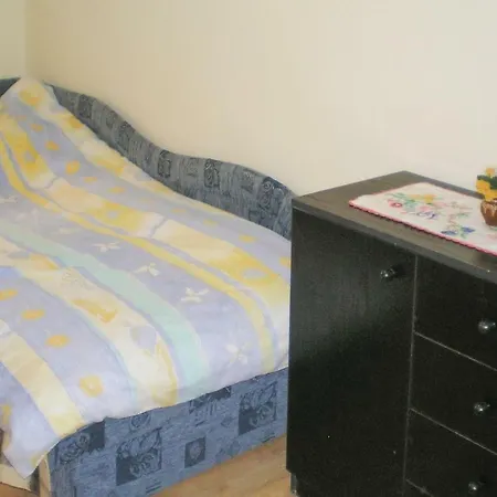 Three-bedroom Holiday In Balatonfenyves